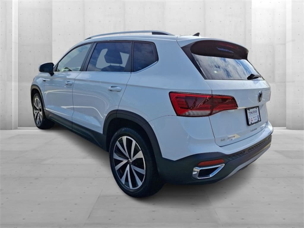 Used 2022 Volkswagen Taos 1.5T SE SUV