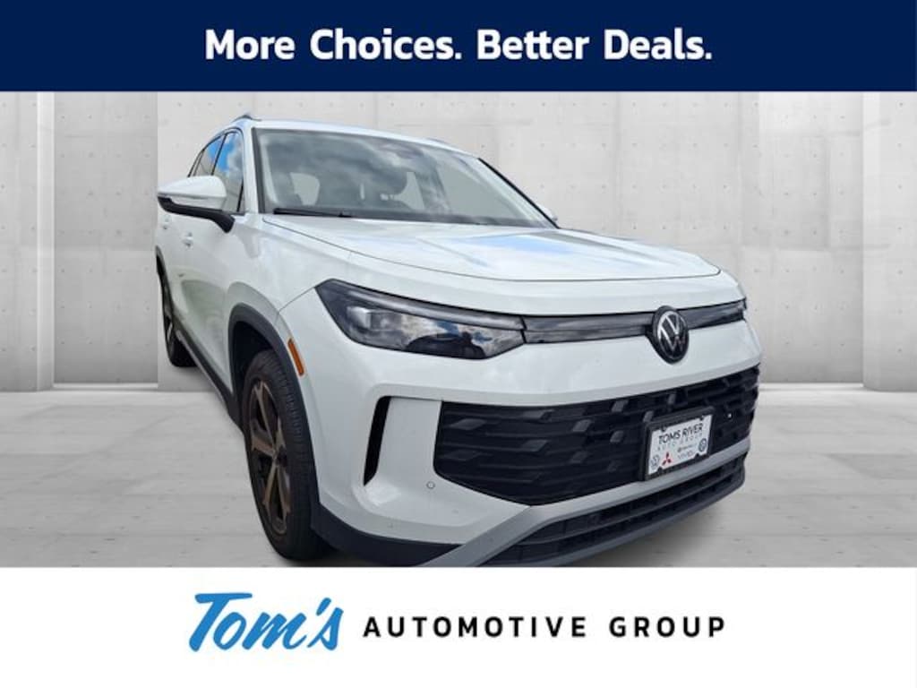 Used 2025 Volkswagen Tiguan 2.0T SE SUV