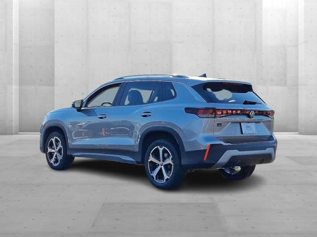 New 2026 Volkswagen Tiguan 2.0T SE SUV