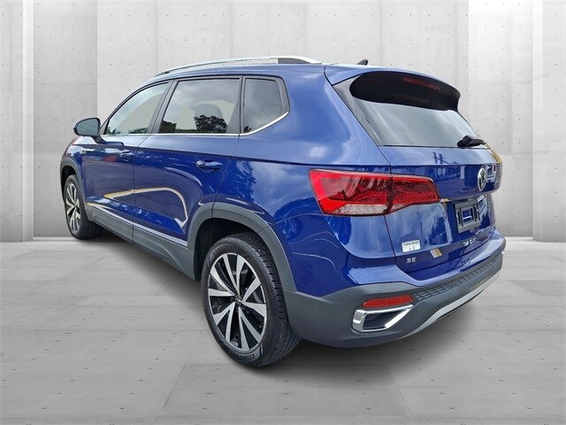 2022 Volkswagen Taos SE photo 4