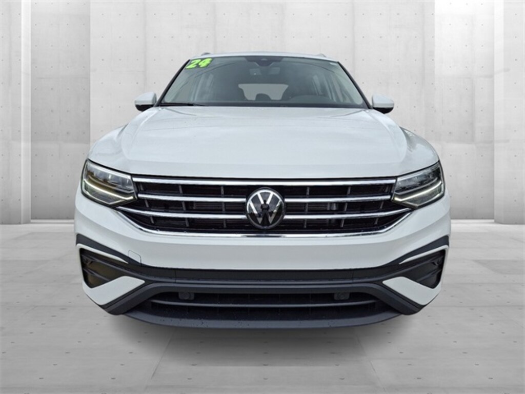 Used 2024 Volkswagen Tiguan 2.0T SE SUV