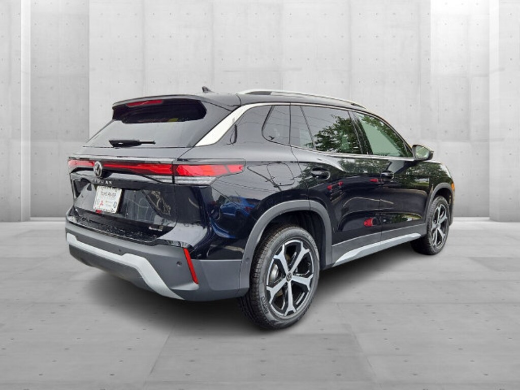 New 2026 Volkswagen Tiguan 2.0T SE SUV