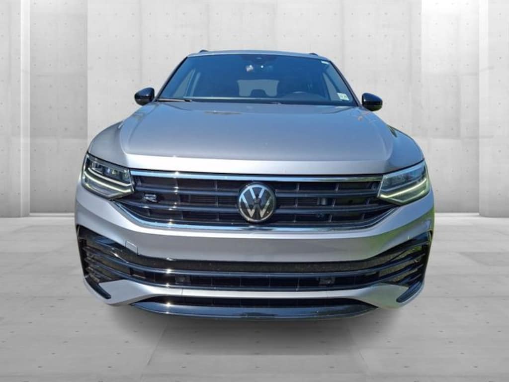 Certified 2024 Volkswagen Tiguan 2.0T SE R-Line Black SUV