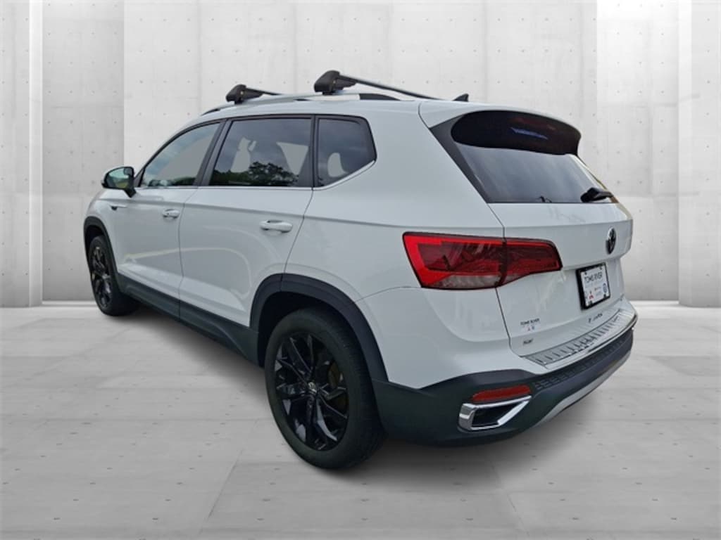 Used 2022 Volkswagen Taos 1.5T SE SUV