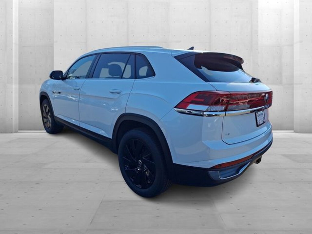 New 2026 Volkswagen Atlas Cross Sport 2.0T SE w/Technology SUV
