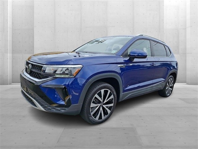 2022 Volkswagen Taos SE photo 3