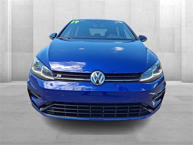 2019 Volkswagen Golf R 4Motion photo 2
