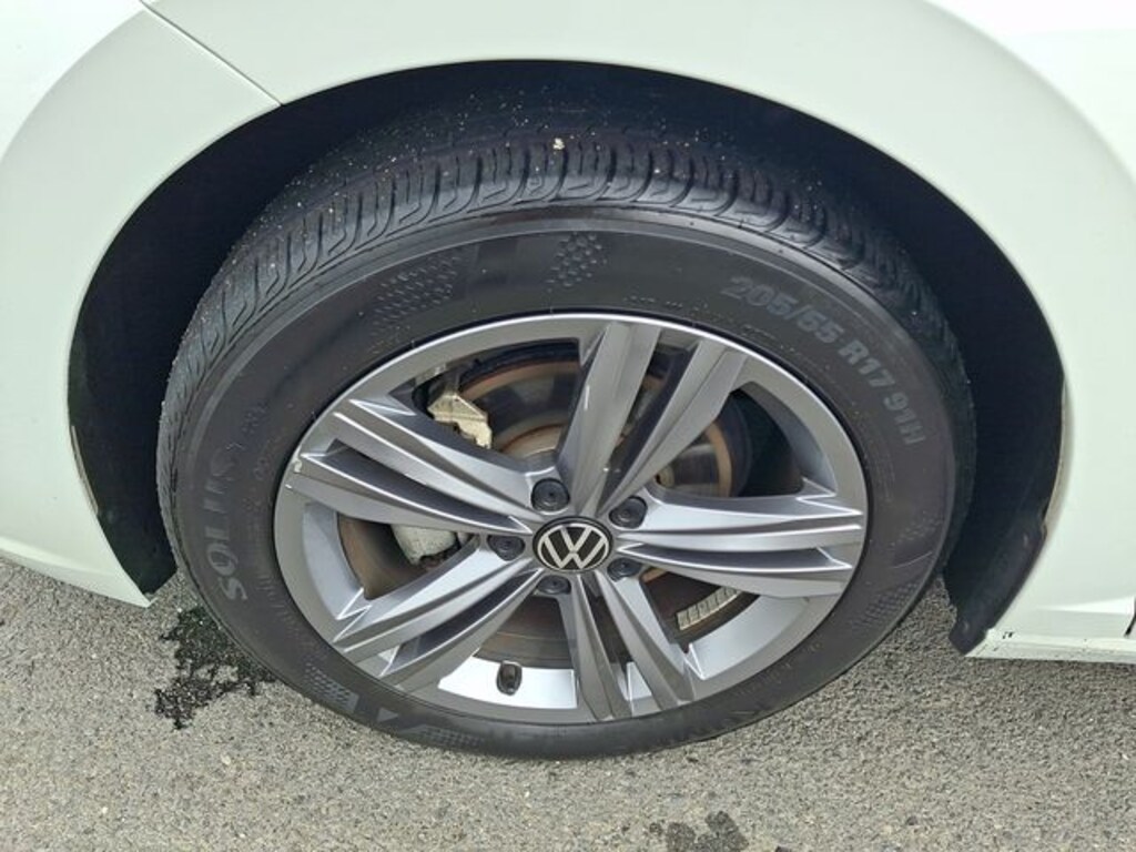 Certified 2024 Volkswagen Jetta 1.5T SE Sedan