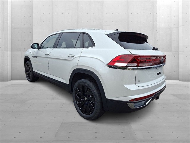 2026 Volkswagen Atlas Cross Sport SE Technology photo 3