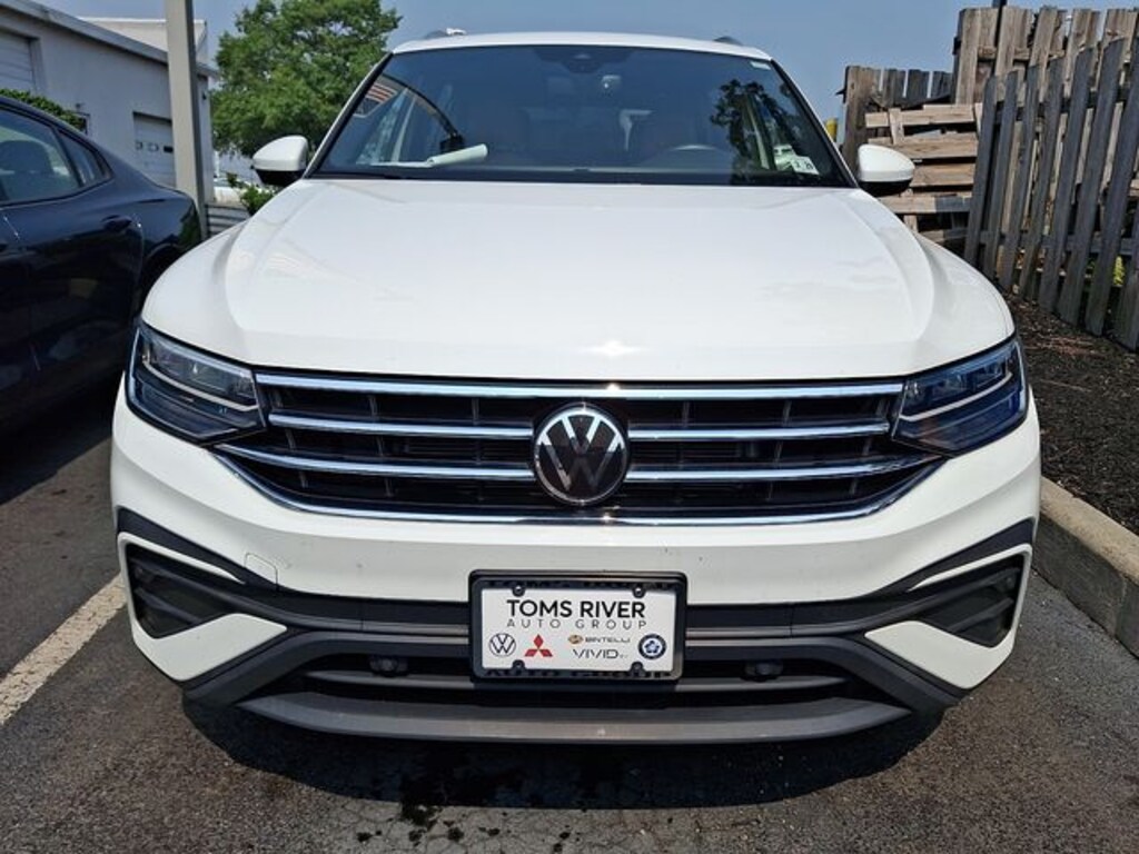 Certified 2024 Volkswagen Tiguan 2.0T SE SUV
