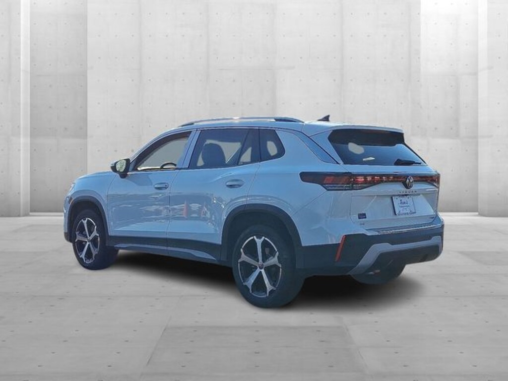 New 2026 Volkswagen Tiguan 2.0T SE SUV