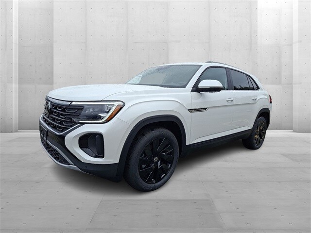 2026 Volkswagen Atlas Cross Sport SE Technology photo 2