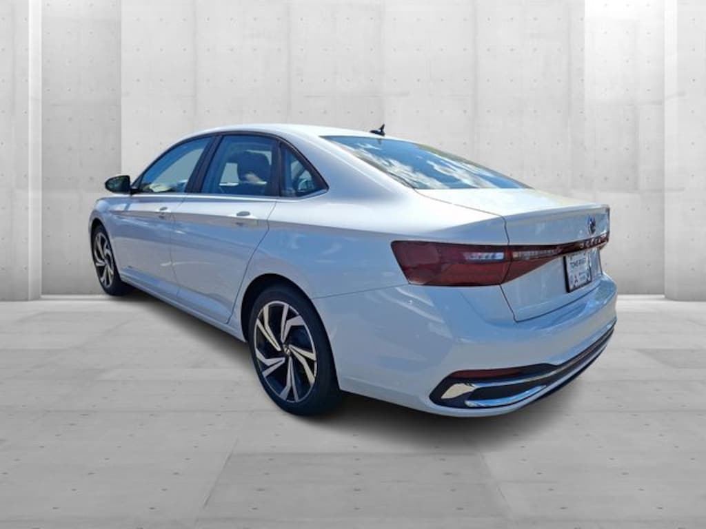 New 2026 Volkswagen Jetta 1.5T SEL Sedan