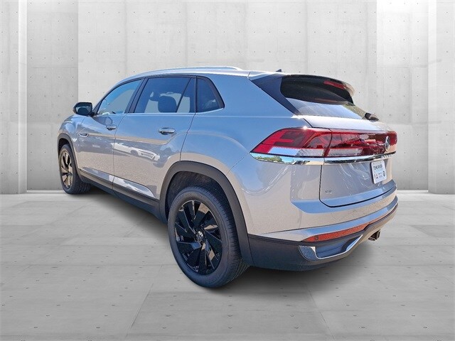 2026 Volkswagen Atlas Cross Sport SE Technology photo 2