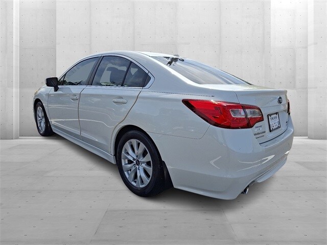 2015 Subaru Legacy 2.5i Premium photo 4