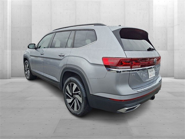 2026 Volkswagen Atlas SE Technology photo 3