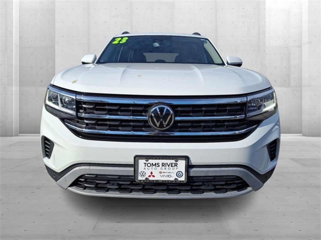 Used 2023 Volkswagen Atlas 2.0T SE w/Technology SUV