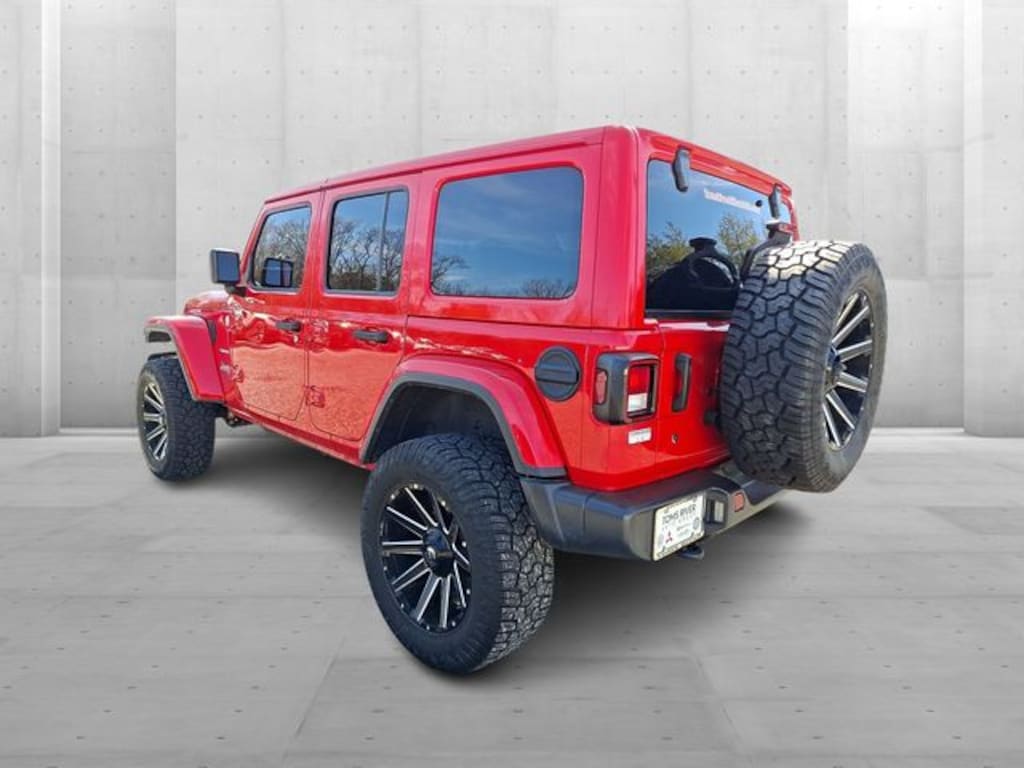 Used 2019 Jeep Wrangler Unlimited Sahara SUV