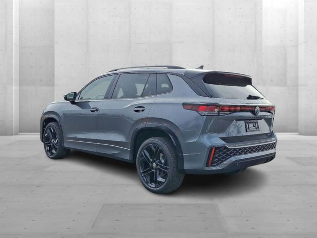 New 2026 Volkswagen Tiguan 2.0T SE R-Line Black SUV