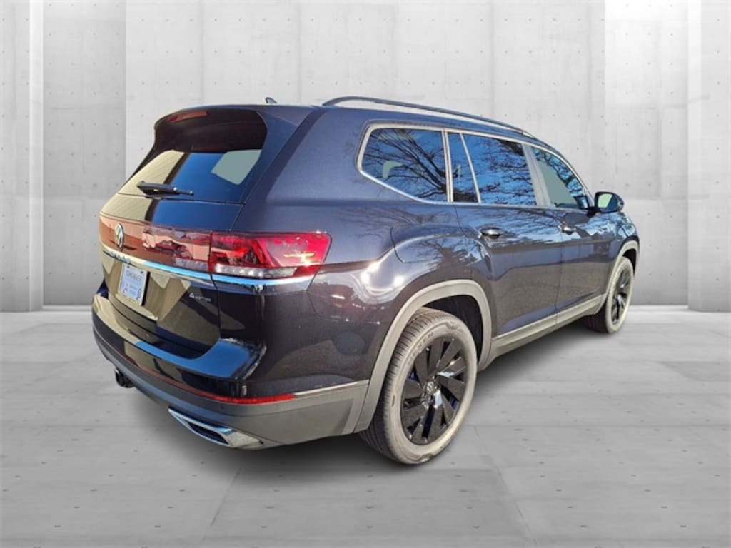 New 2026 Volkswagen Atlas 2.0T SE w/Technology SUV