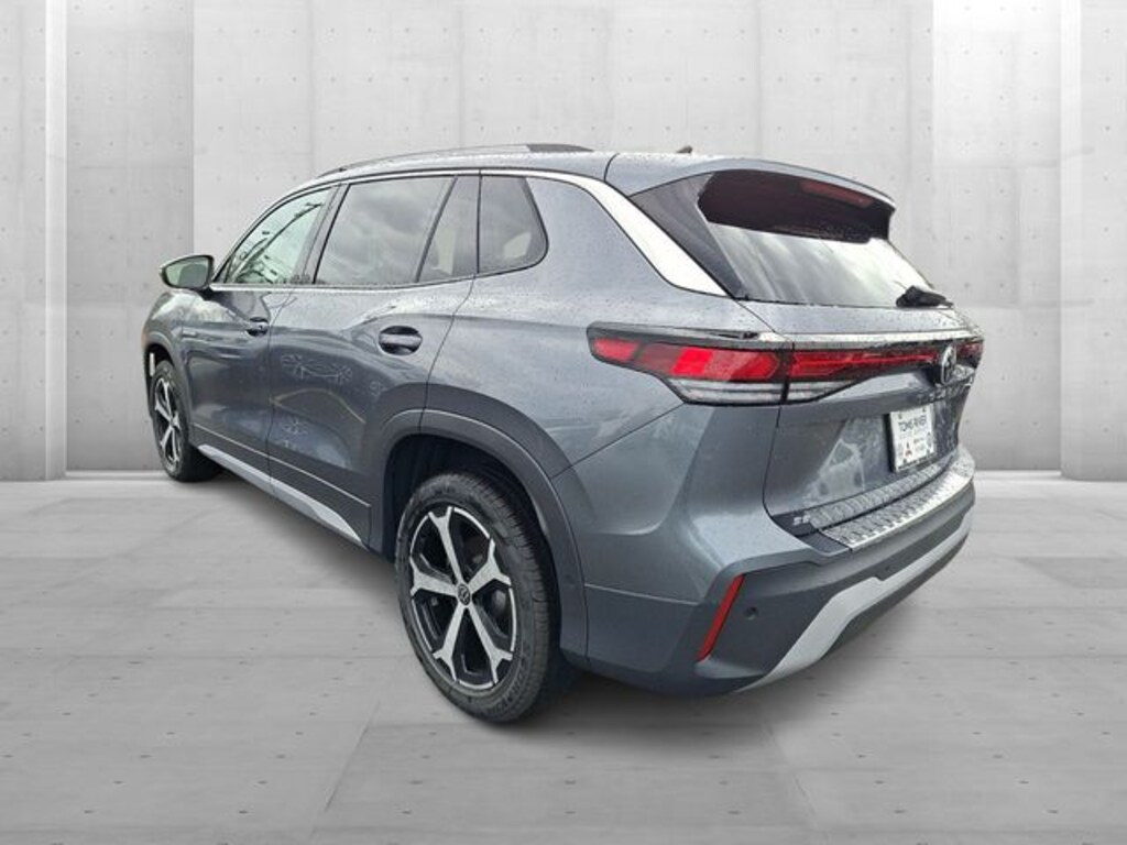 New 2026 Volkswagen Tiguan 2.0T SE SUV