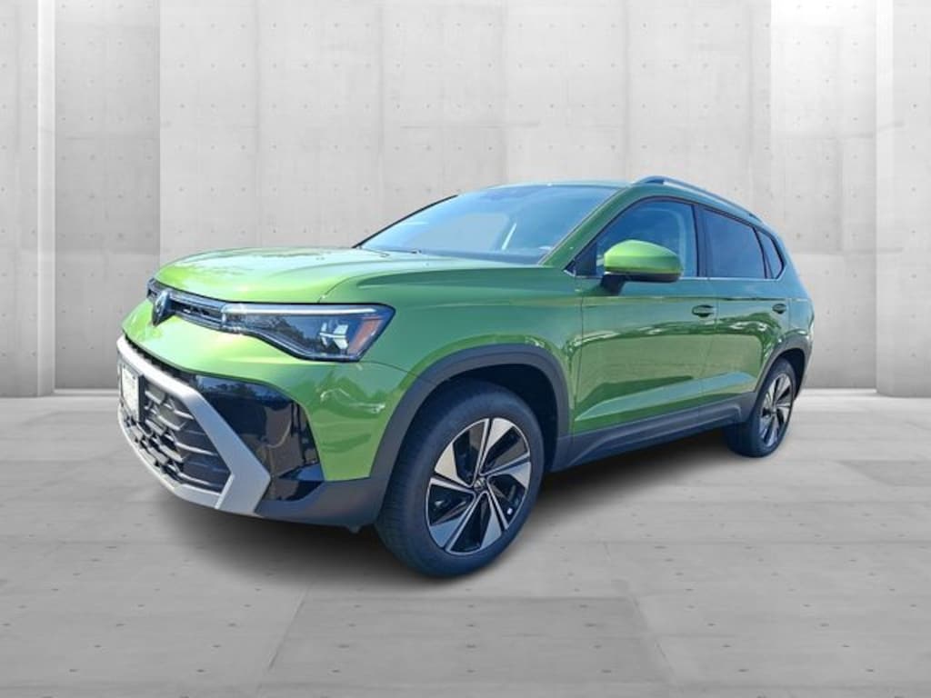 New 2026 Volkswagen Taos 1.5T SE SUV