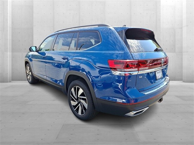 2026 Volkswagen Atlas SE Technology photo 2