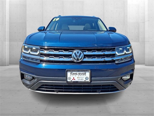2019 Volkswagen Atlas V6 SEL photo 2