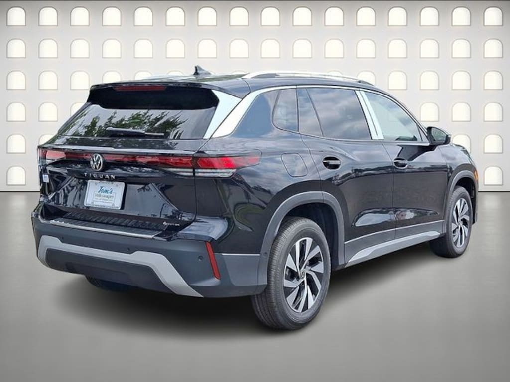 New 2026 Volkswagen Tiguan 2.0T S SUV