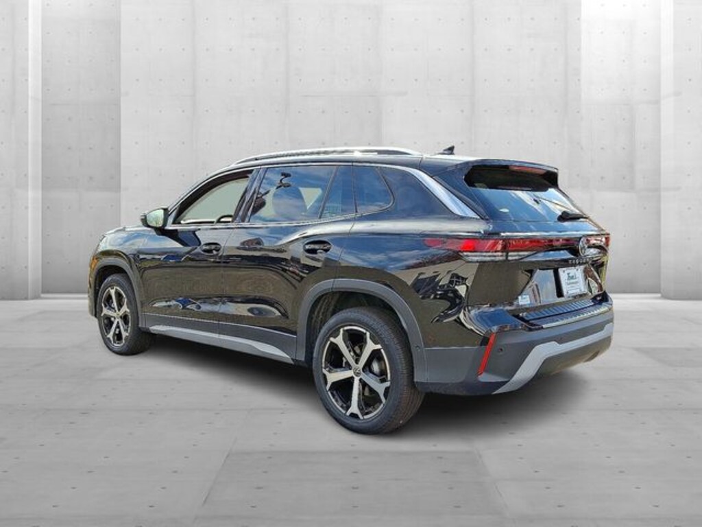 New 2026 Volkswagen Tiguan 2.0T SE SUV