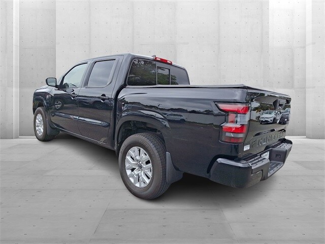 2022 Nissan Frontier SV photo 4