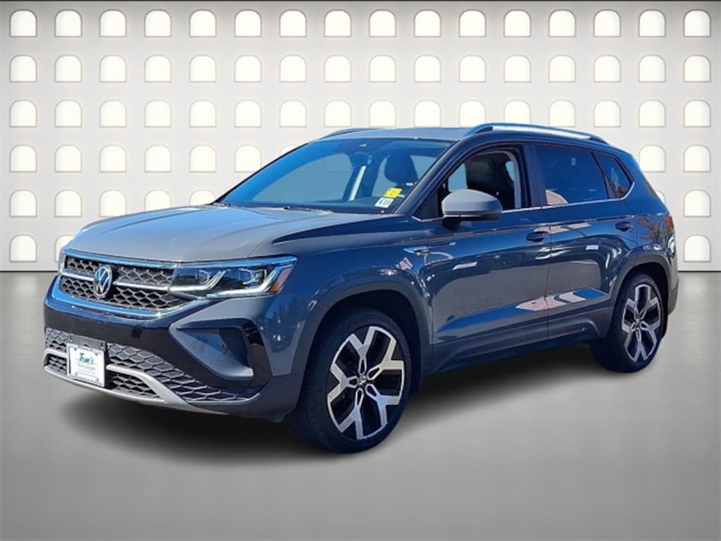 Certified 2022 Volkswagen Taos 1.5T SEL 4MOTION SUV