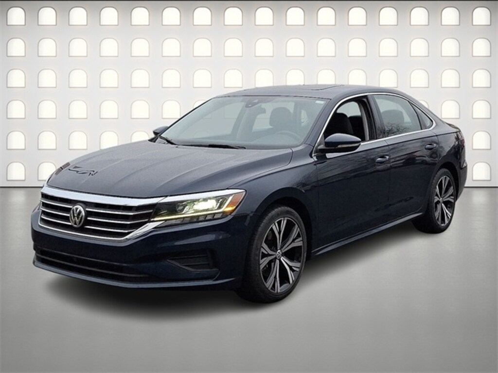 Used 2021 Volkswagen Passat 2.0T SE Sedan