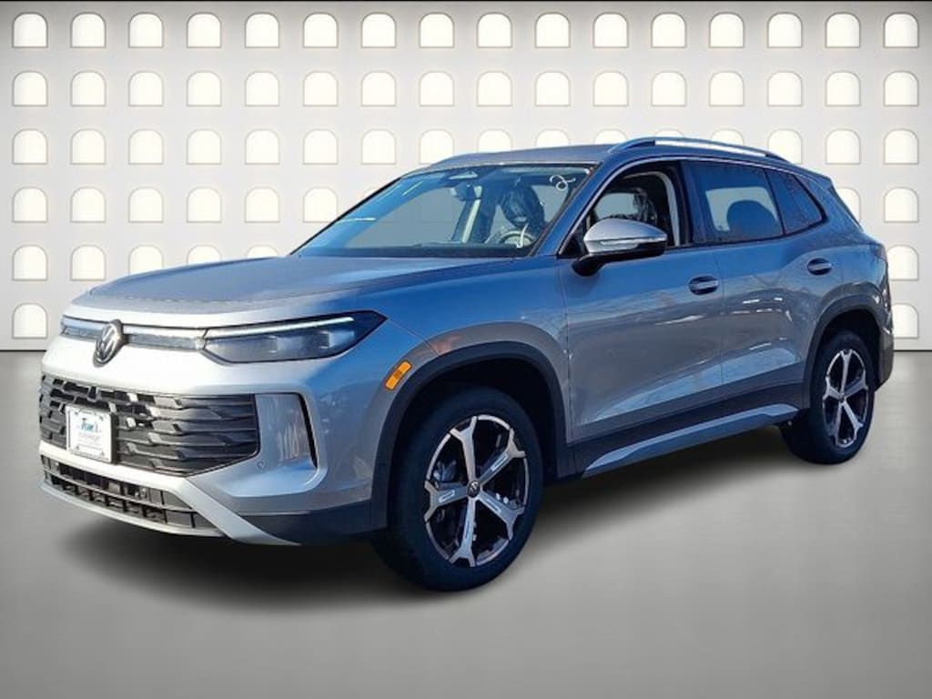 New 2026 Volkswagen Tiguan 2.0T SE SUV