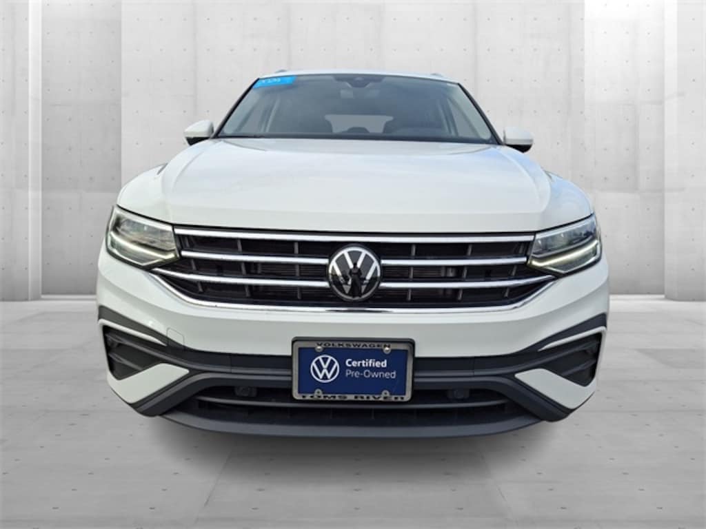 Used 2024 Volkswagen Tiguan 2.0T SE SUV