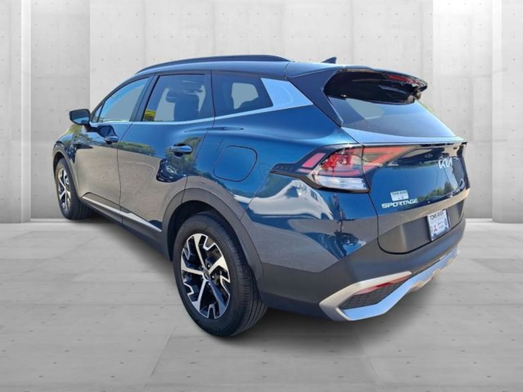 Used 2025 Kia Sportage Hybrid EX SUV