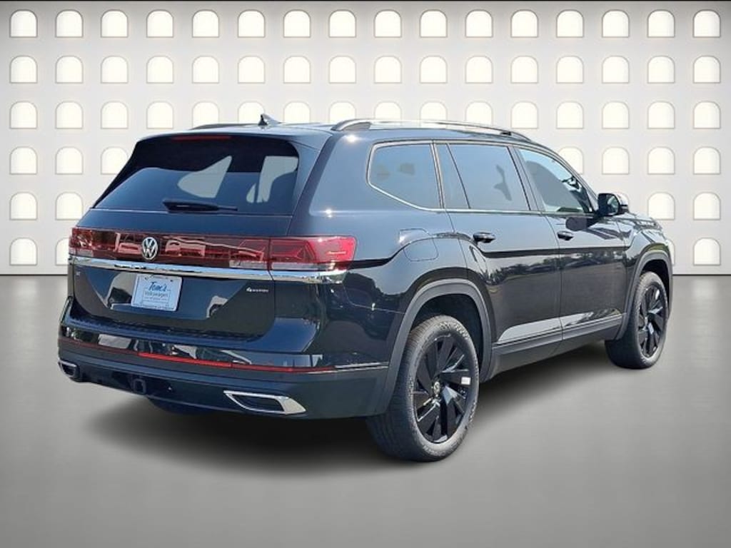 New 2026 Volkswagen Atlas SE w/Technology SUV