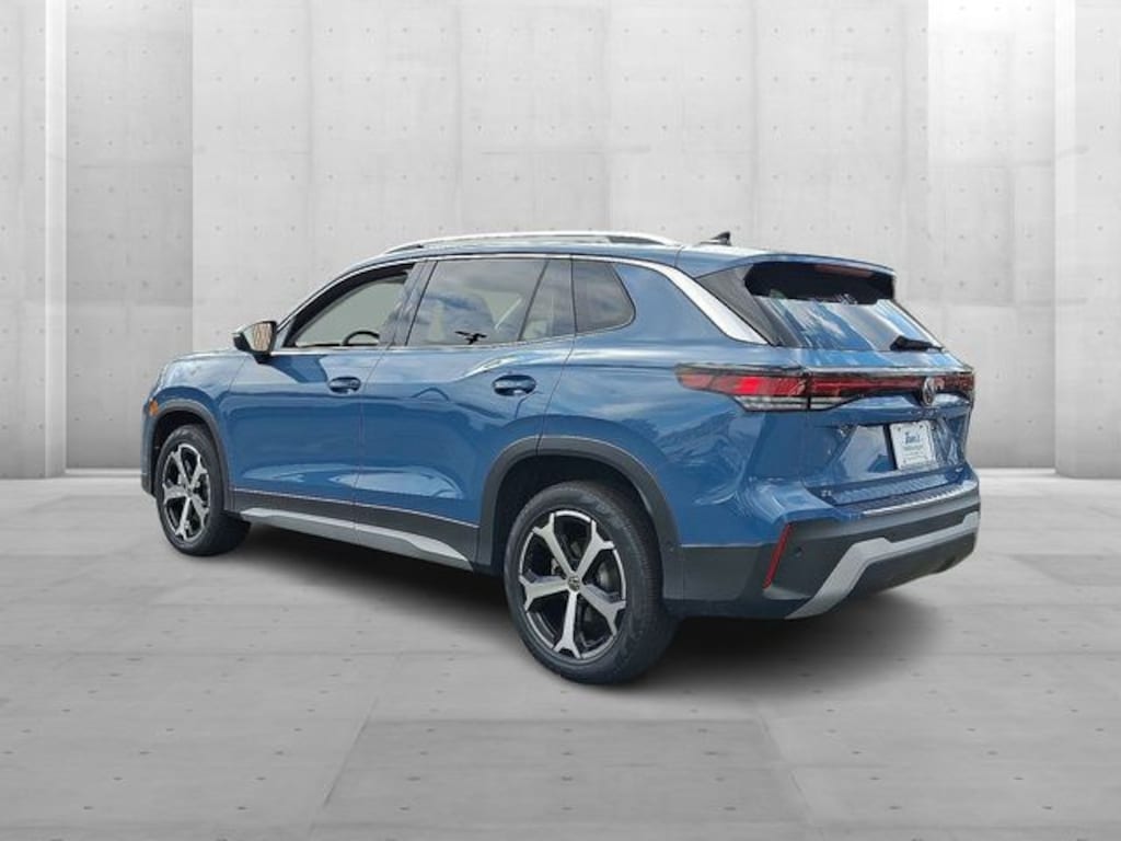 New 2026 Volkswagen Tiguan 2.0T SE SUV
