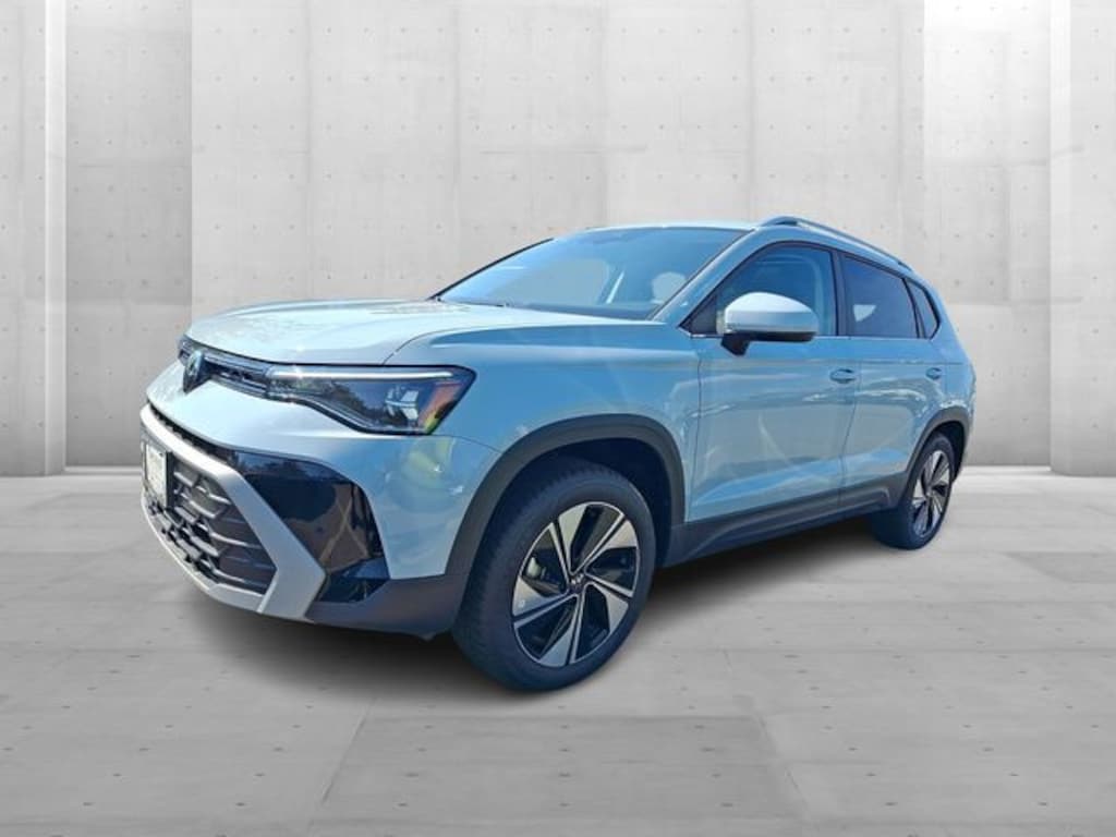 New 2026 Volkswagen Taos 1.5T SE SUV