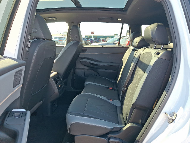 2027 Volkswagen Atlas 6