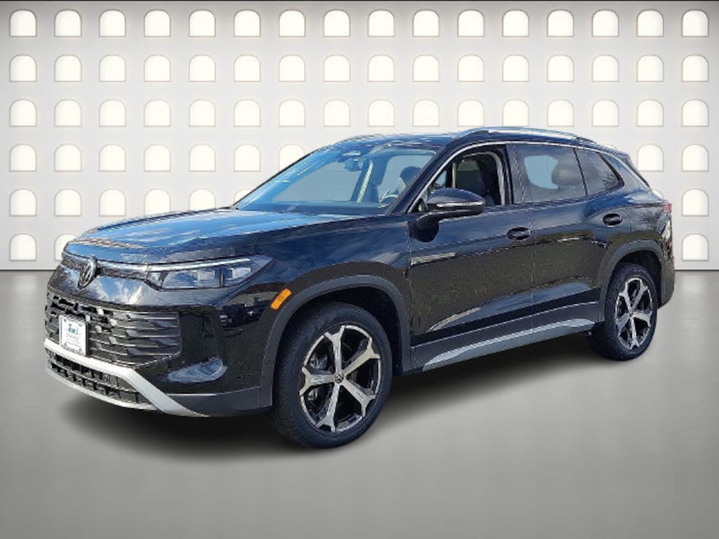 New 2026 Volkswagen Tiguan SE SUV