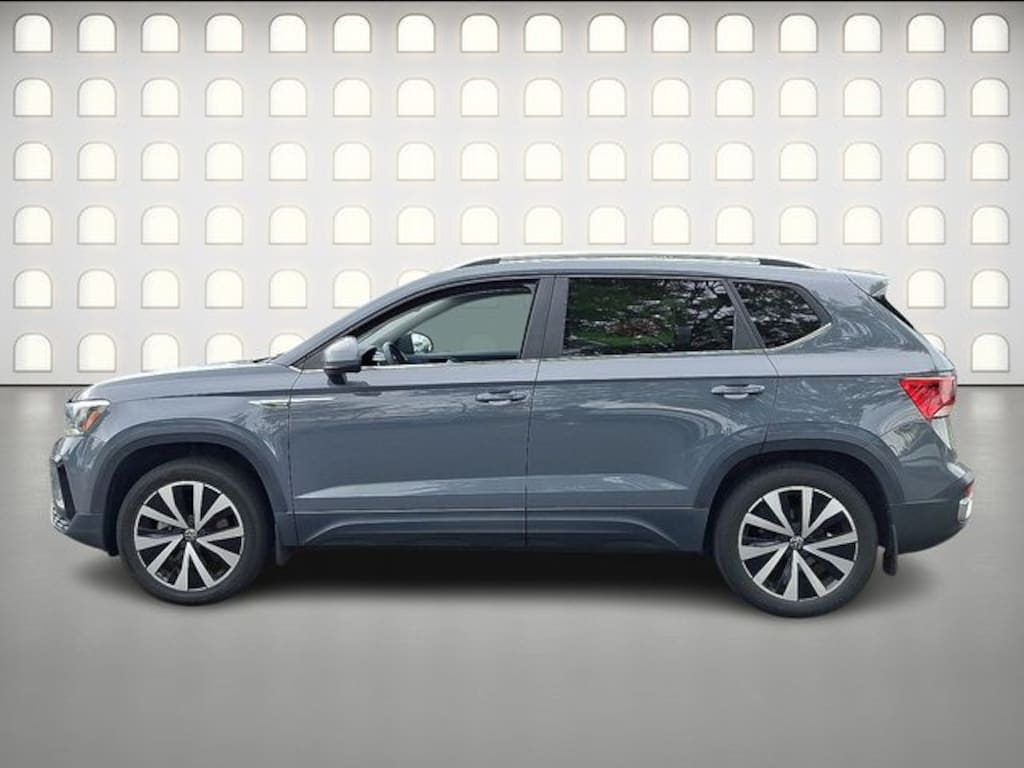 Used 2023 Volkswagen Taos 1.5T SE SUV