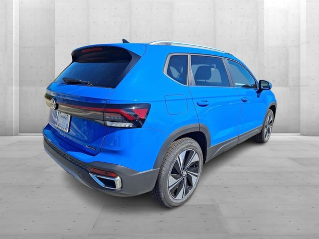 New 2026 Volkswagen Taos 1.5T SE SUV