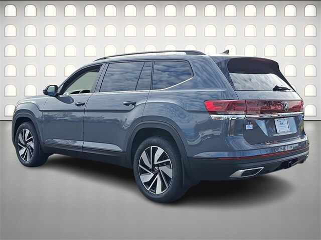 2026 Volkswagen Atlas SE Technology photo 3