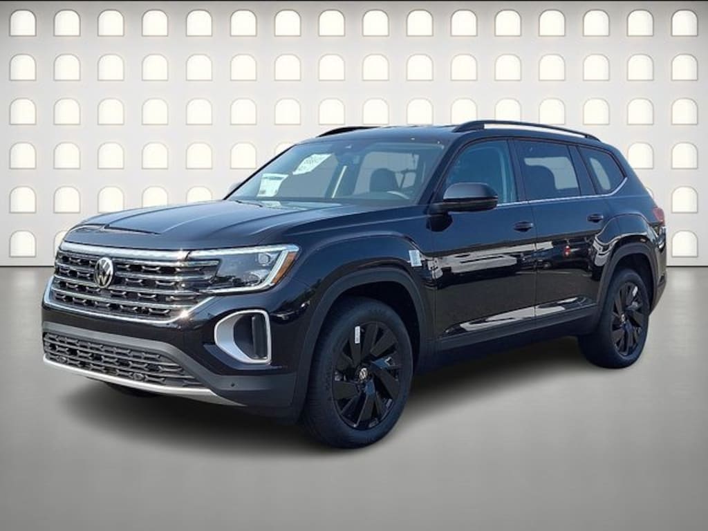 New 2026 Volkswagen Atlas SE w/Technology SUV