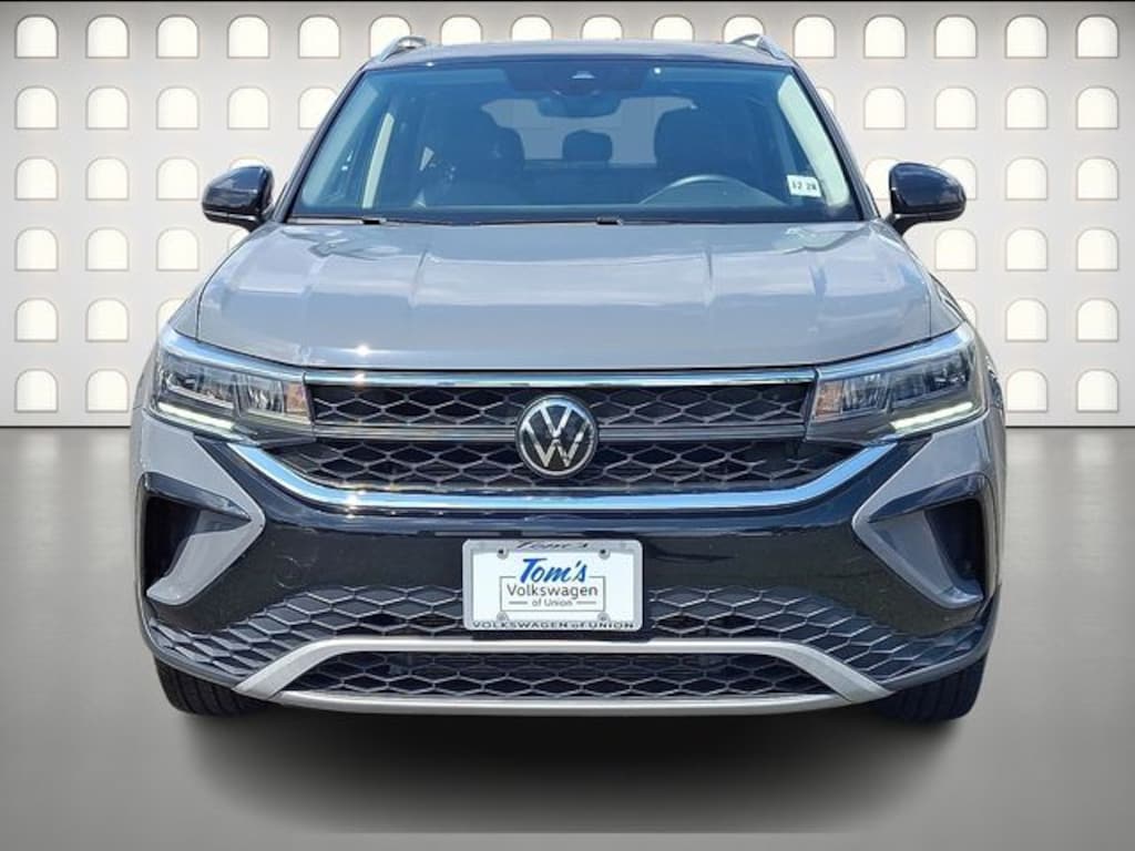 Certified 2024 Volkswagen Taos 1.5T SE SUV