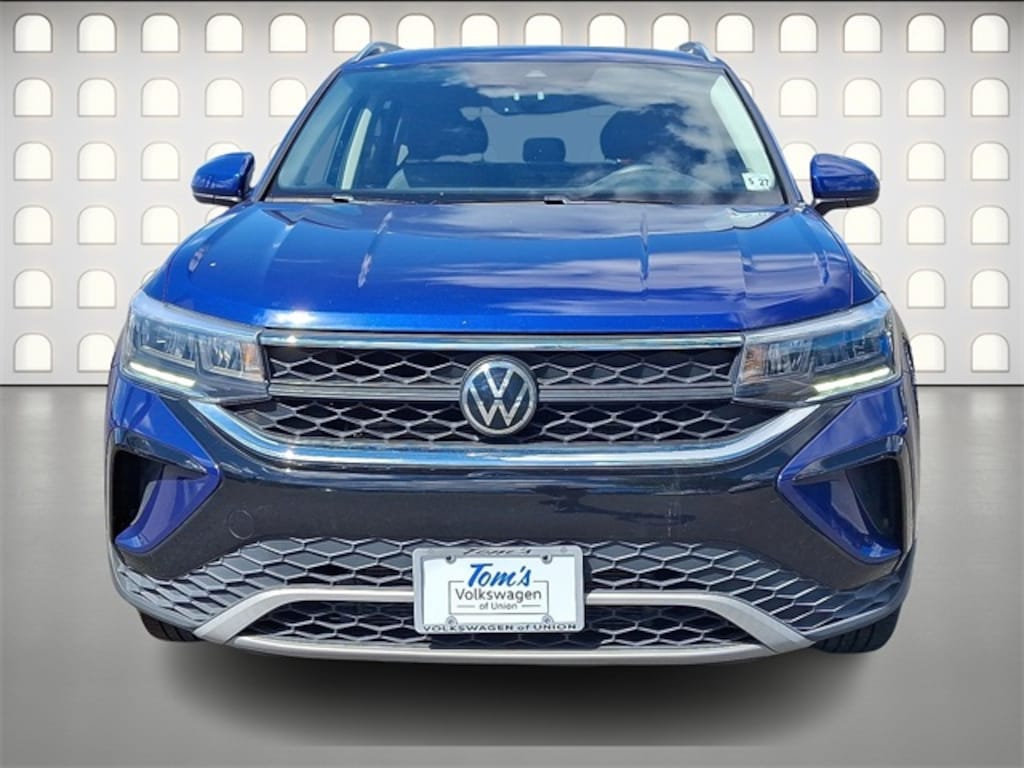 Used 2022 Volkswagen Taos 1.5T SE 4MOTION SUV