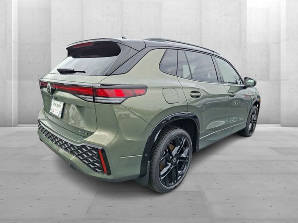 New 2026 Volkswagen Tiguan 2.0T SE R-Line Black SUV