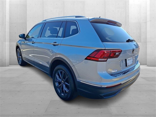 2022 Volkswagen Tiguan SE photo 3