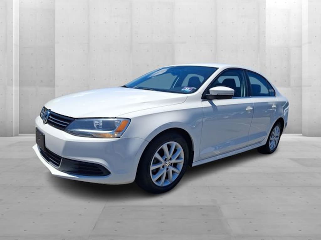 Used 2013 Volkswagen Jetta 2.5L SE Sedan